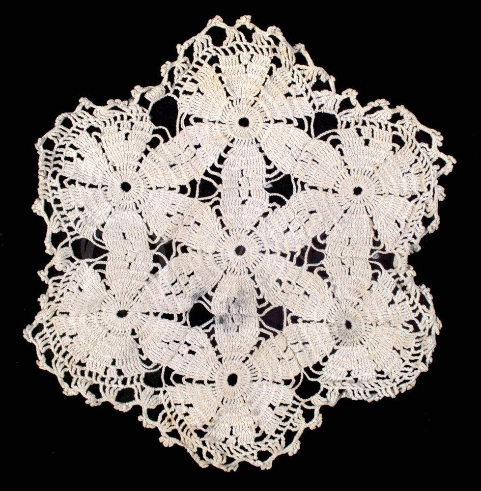 Doily-cst_01340