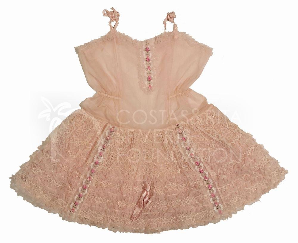 Child's dress-cst_01370