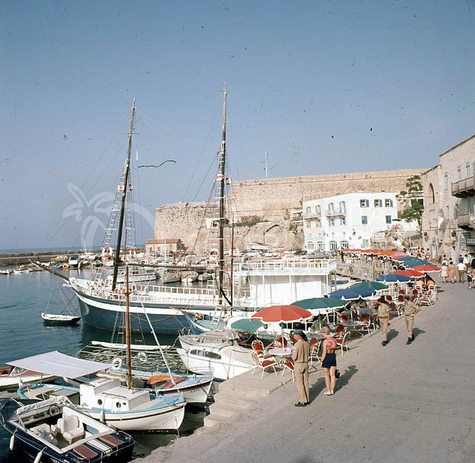 Kyrenia Harbour-pht_12380