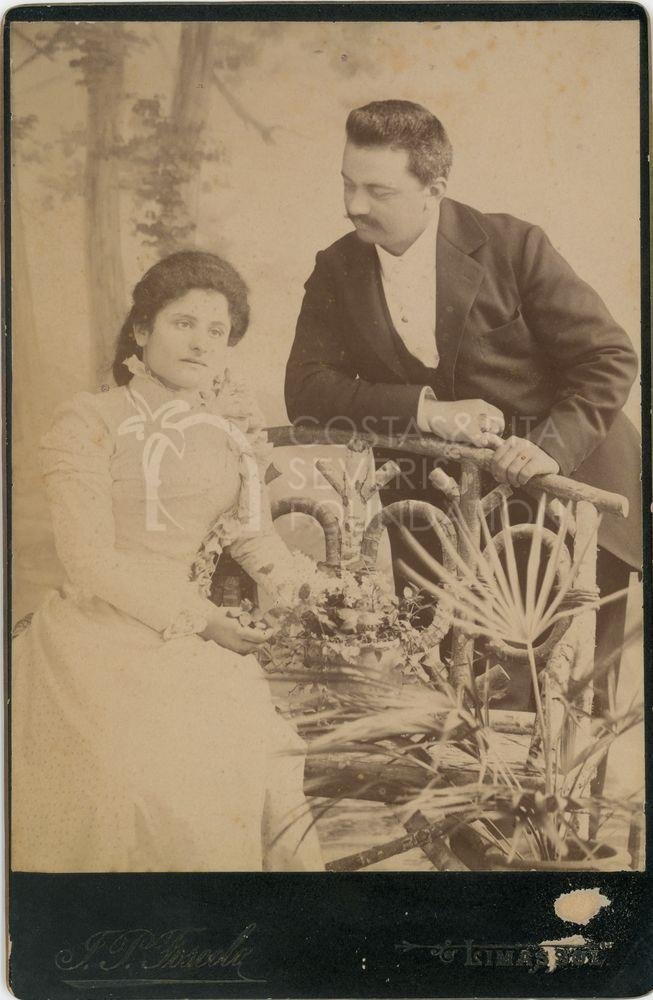 Studio portrait -pht_CP_0007