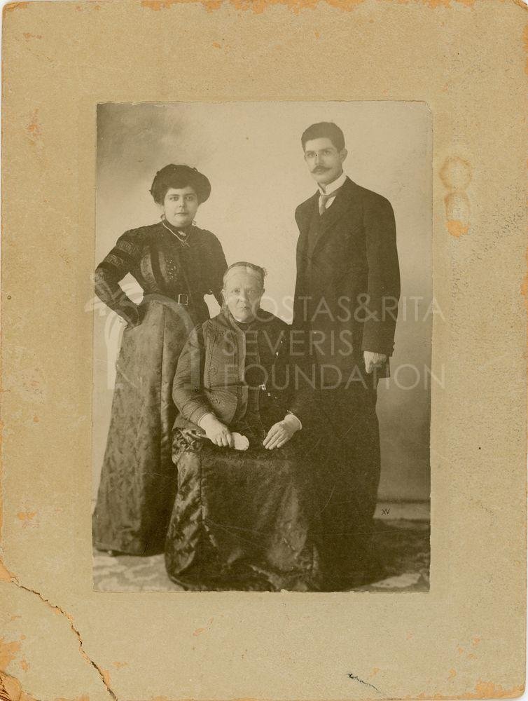 Studio portrait-pht_CP_0012