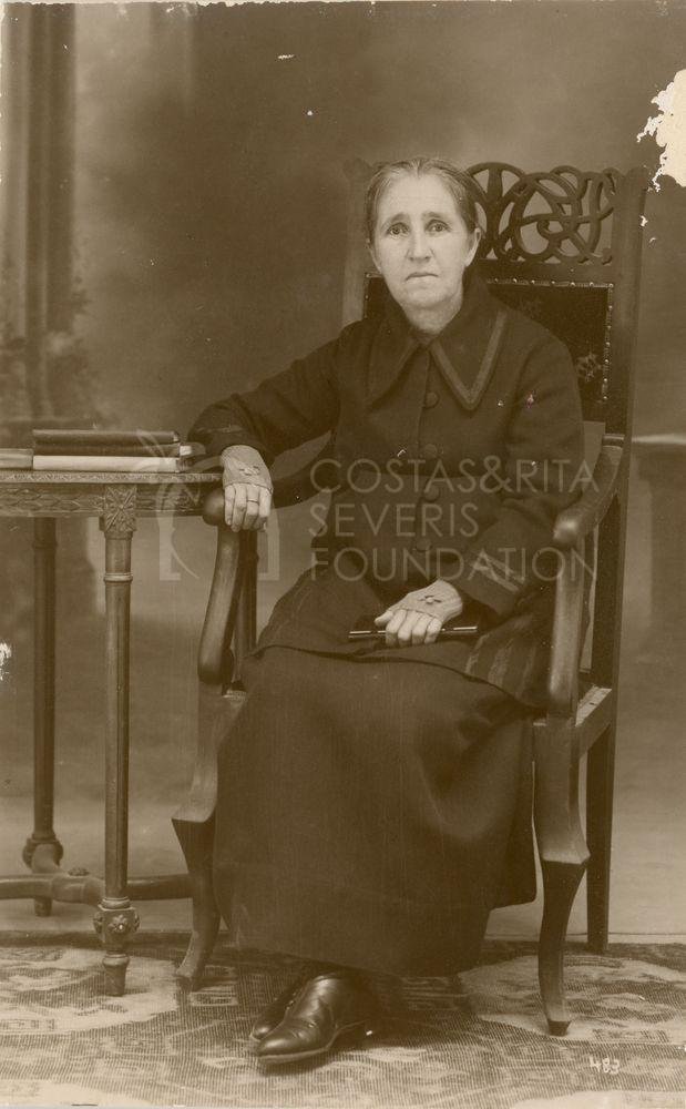 Studio portrait of an older woman-pht_CP_0058