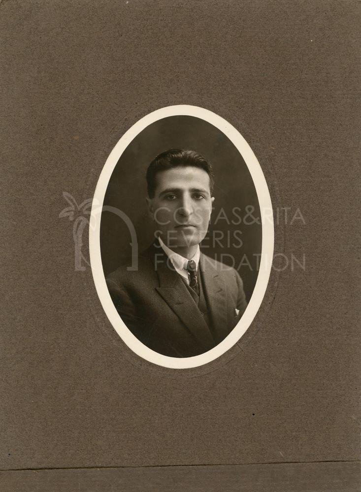 Portrait of a man-pht_CP_0109