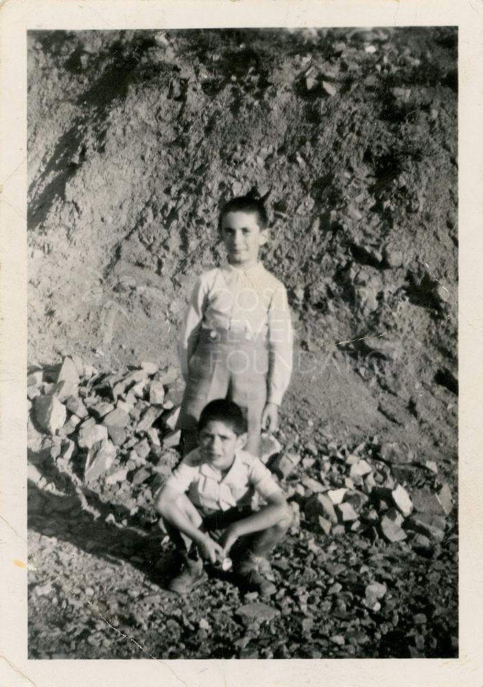 Children  -pht_CP_0169