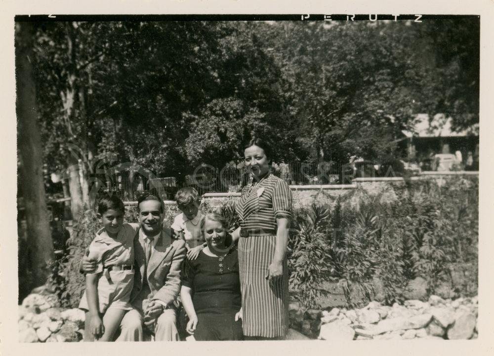 Group photograph-pht_CP_0182