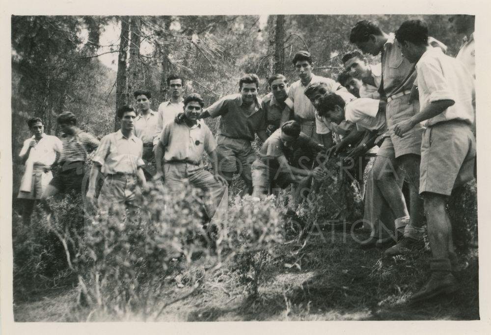 Group of young men-pht_CP_0255