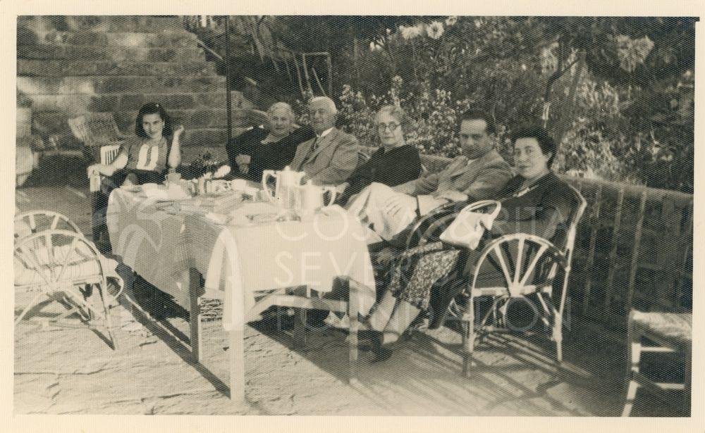 Group at a table-pht_CP_0281