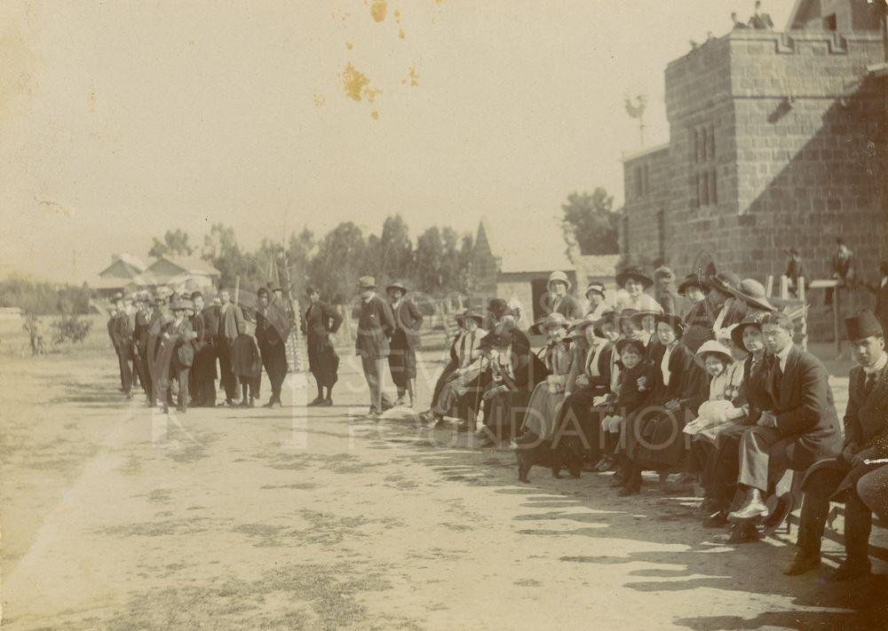 Spectators at a hockey match -pht_ES_0023