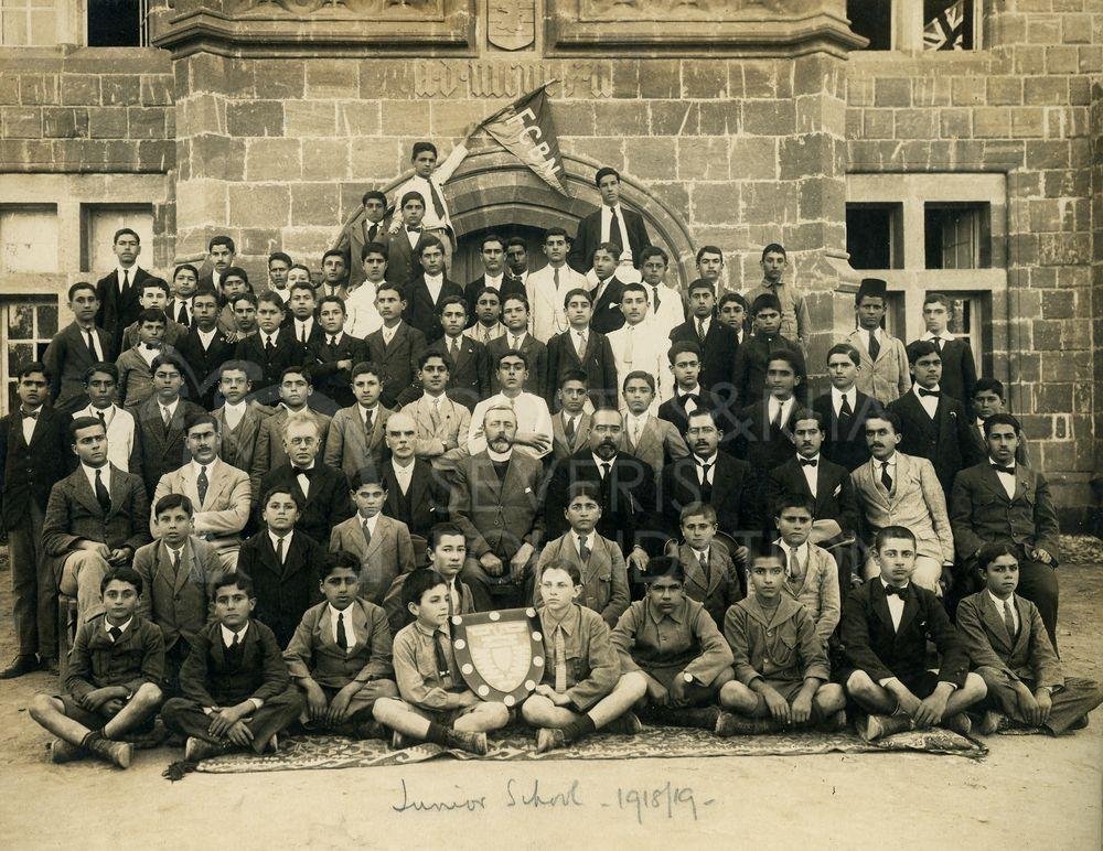 1918-19 Junior school pupils-pht_ES_0028