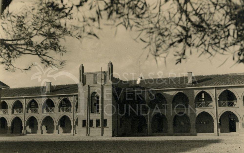 English School main building-pht_ES_0066