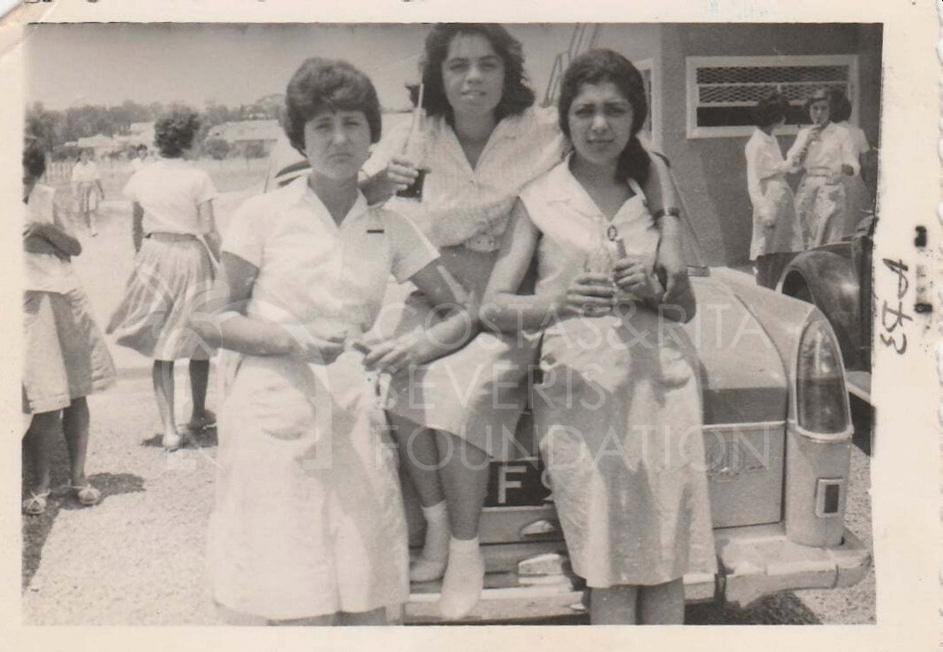1960-61, School year-pht_ES_0105