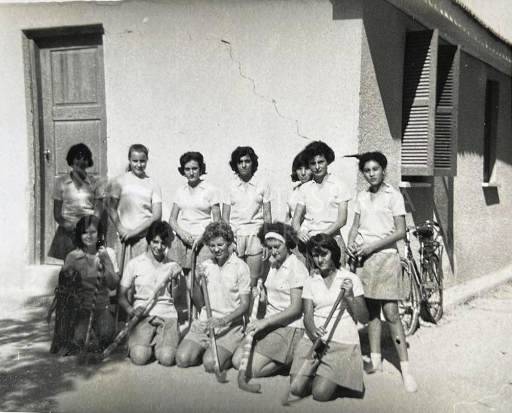Girls’ Hockey team-pht_ES_0112
