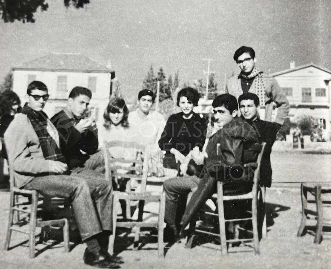 Group of students-pht_ES_0116