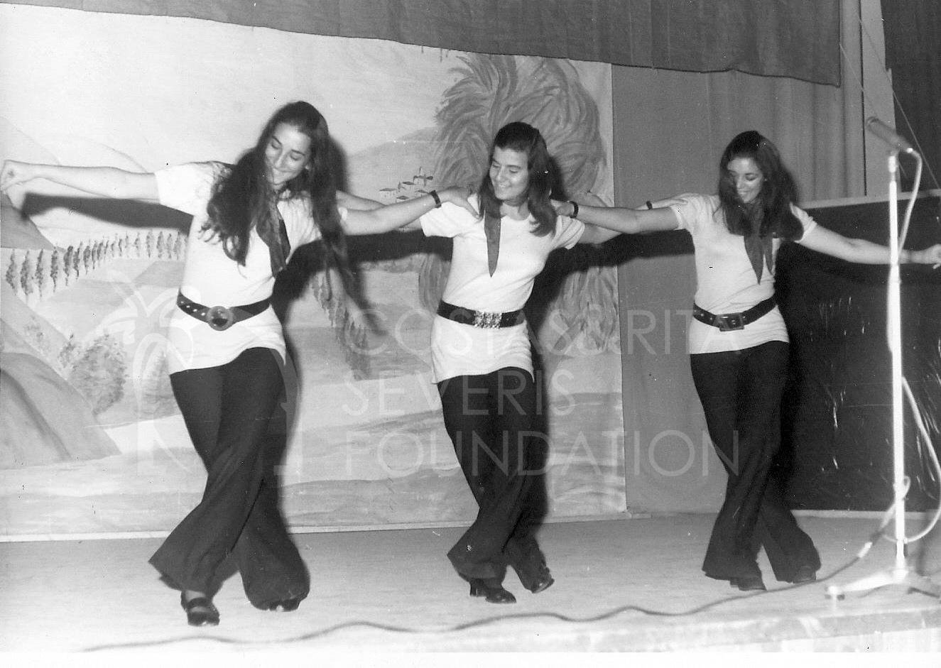 Dance Performance-pht_ES_0137