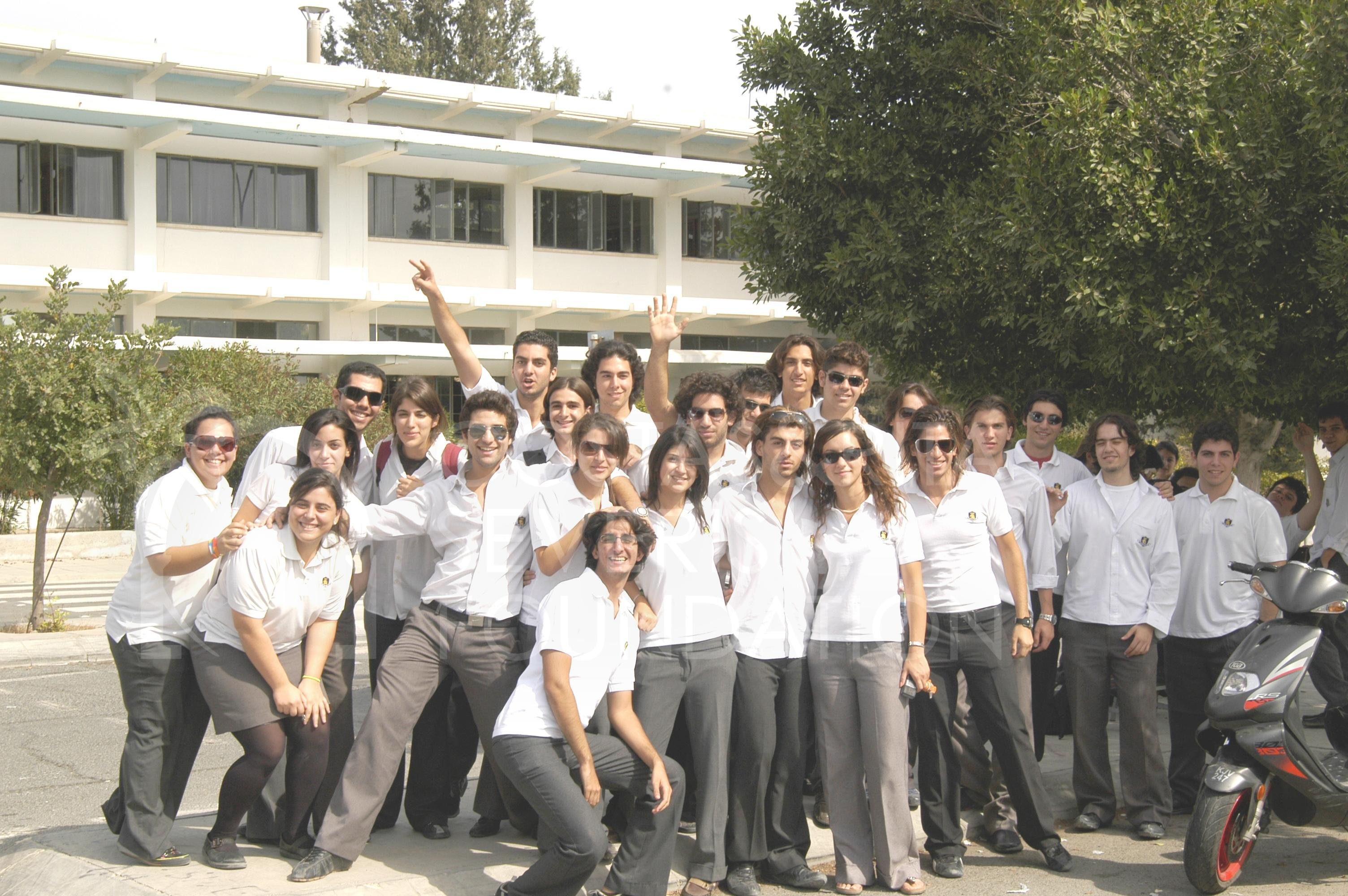 Group of students-pht_ES_0179