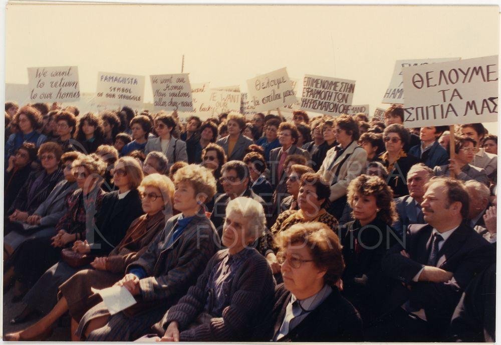 Demonstrators-pht_ETC_00027