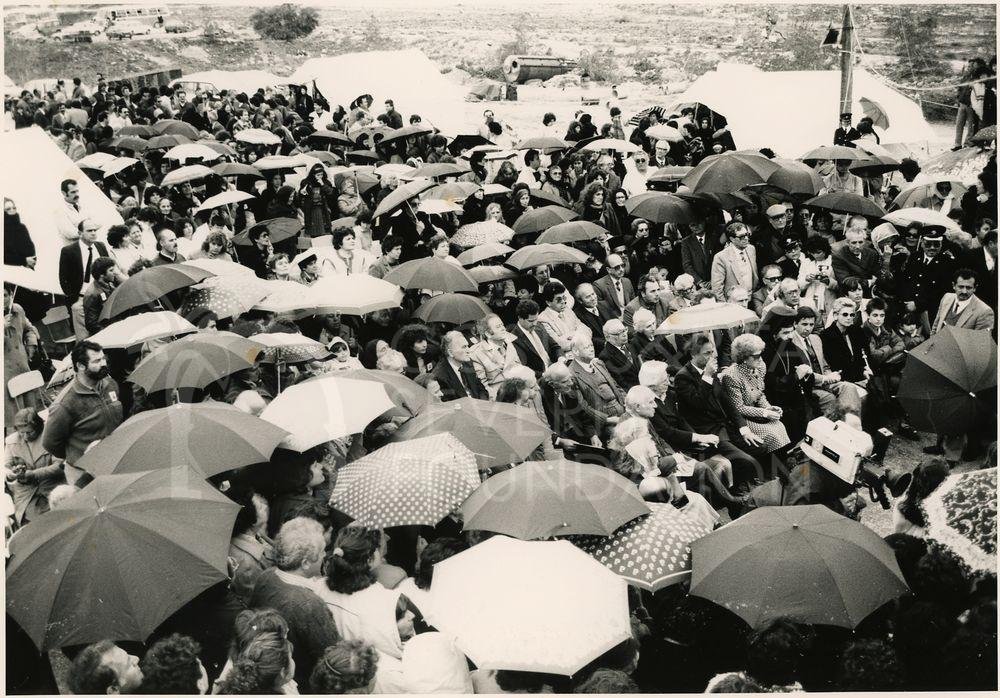 Demonstration in the rain-pht_ETC_00389