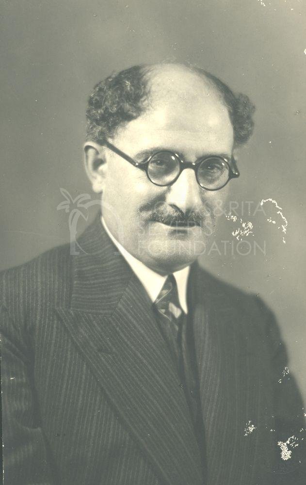 Portrait of George Markides -pht_GM_093