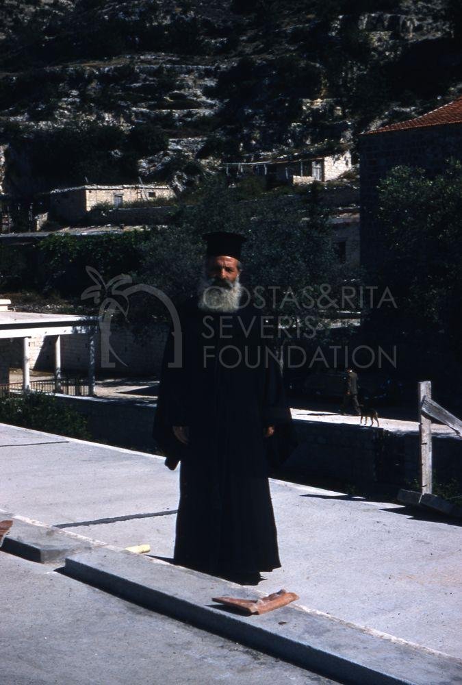Orthodox monk-pht_TEB_0049