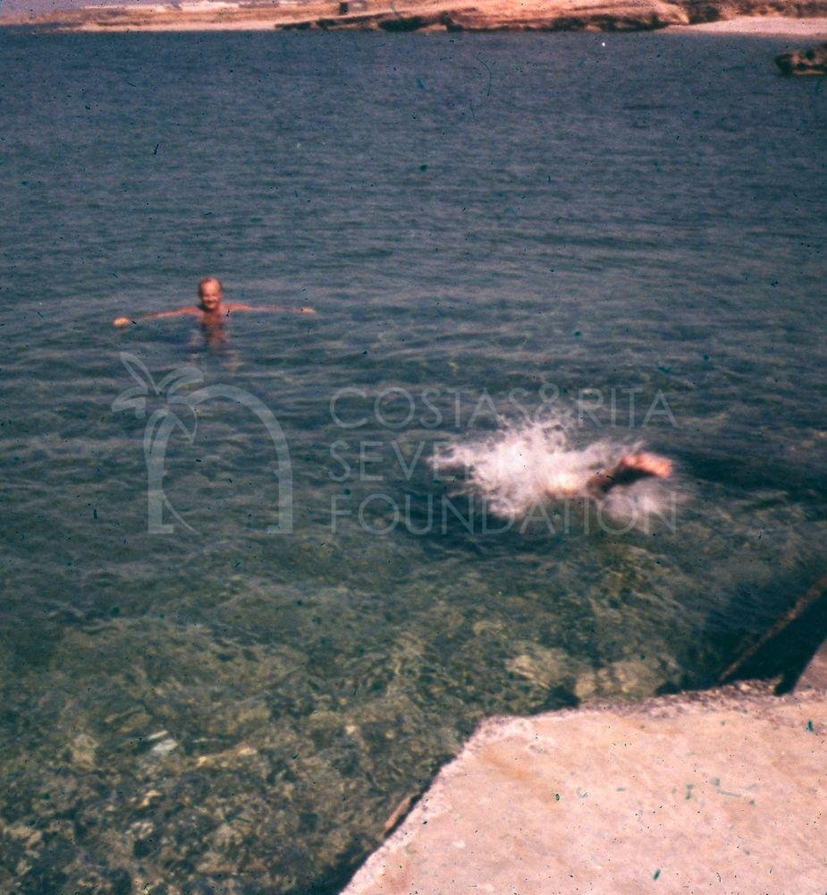 Swimming at Akanthou-pht_TEB_0126