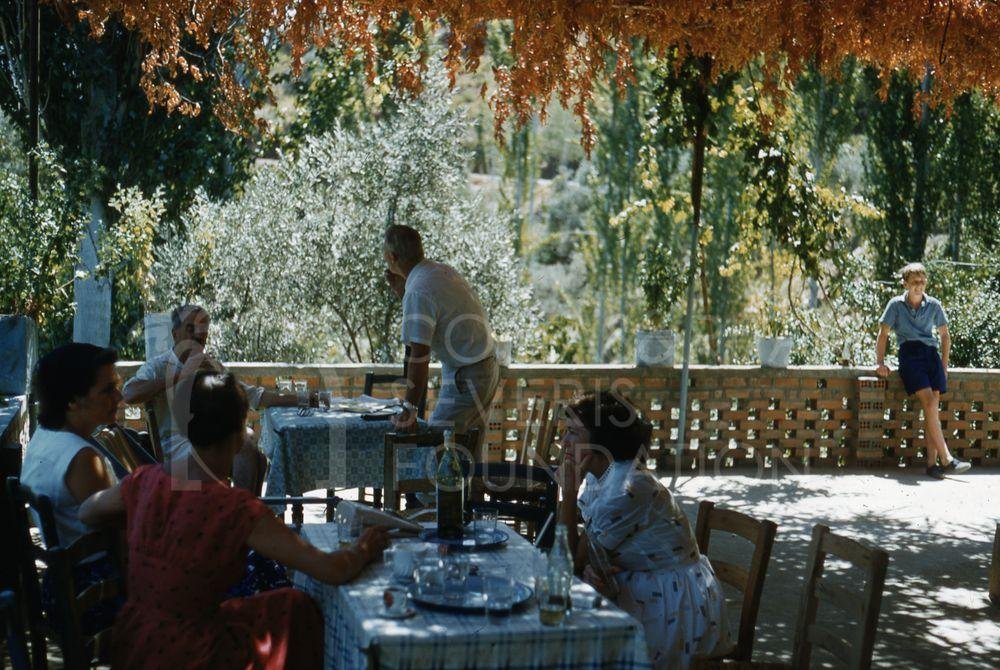 People at a taverna-pht_TEB_0253