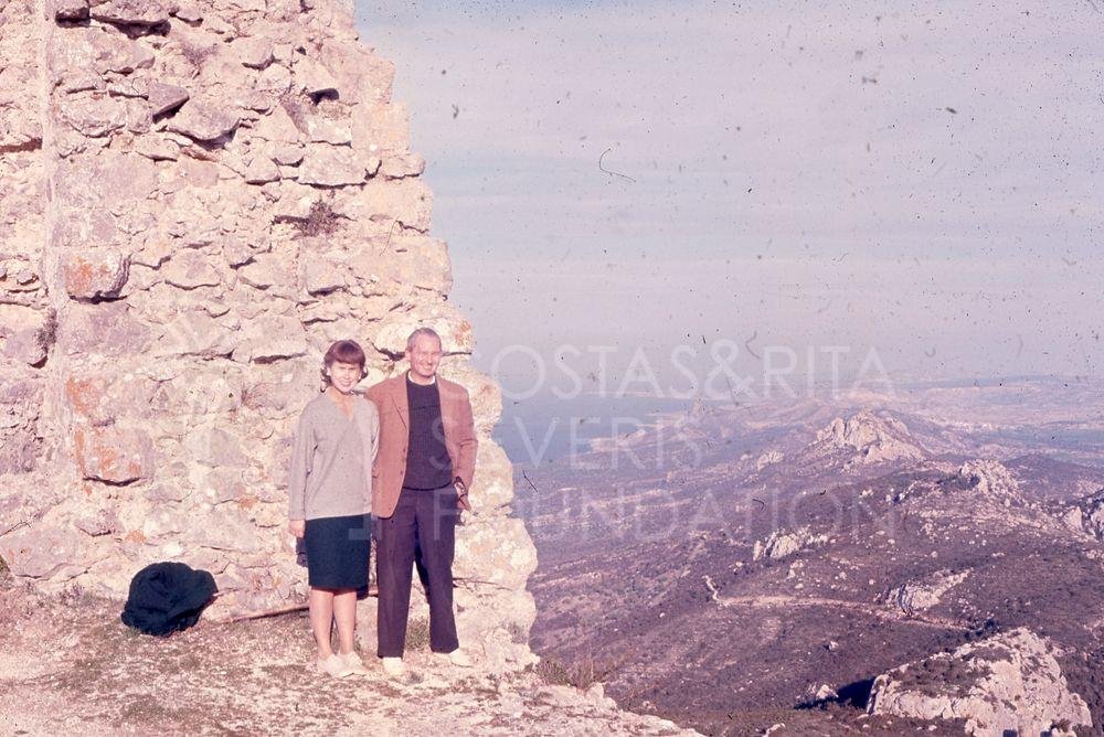 Couple at Kantara-pht_TEB_0354