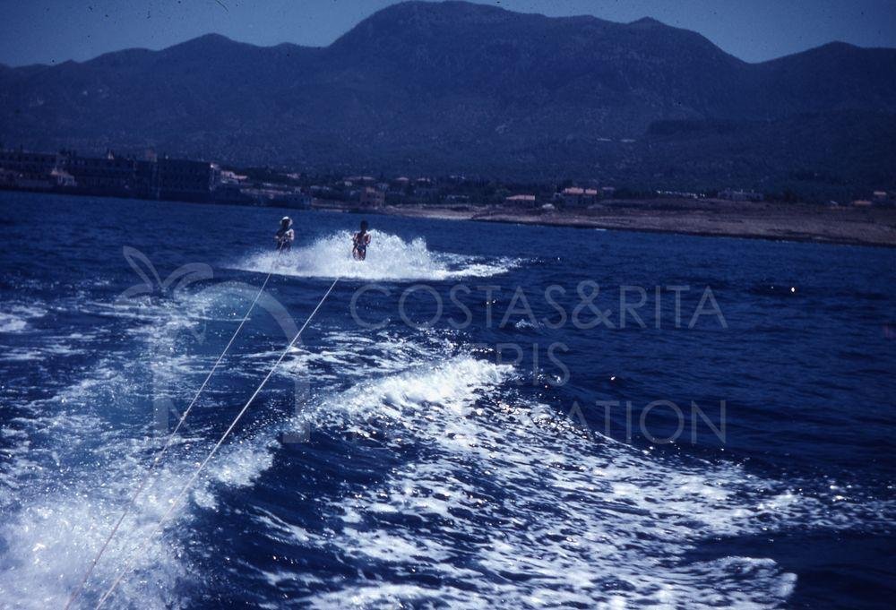 Water-skiing in Kyrenia-pht_TEB_0386