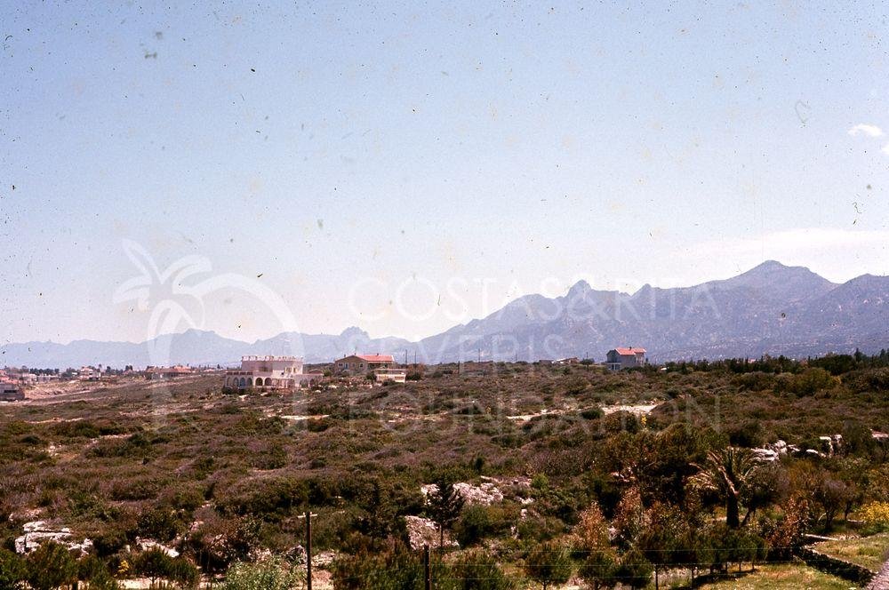 View to the East-pht_TEB_0401