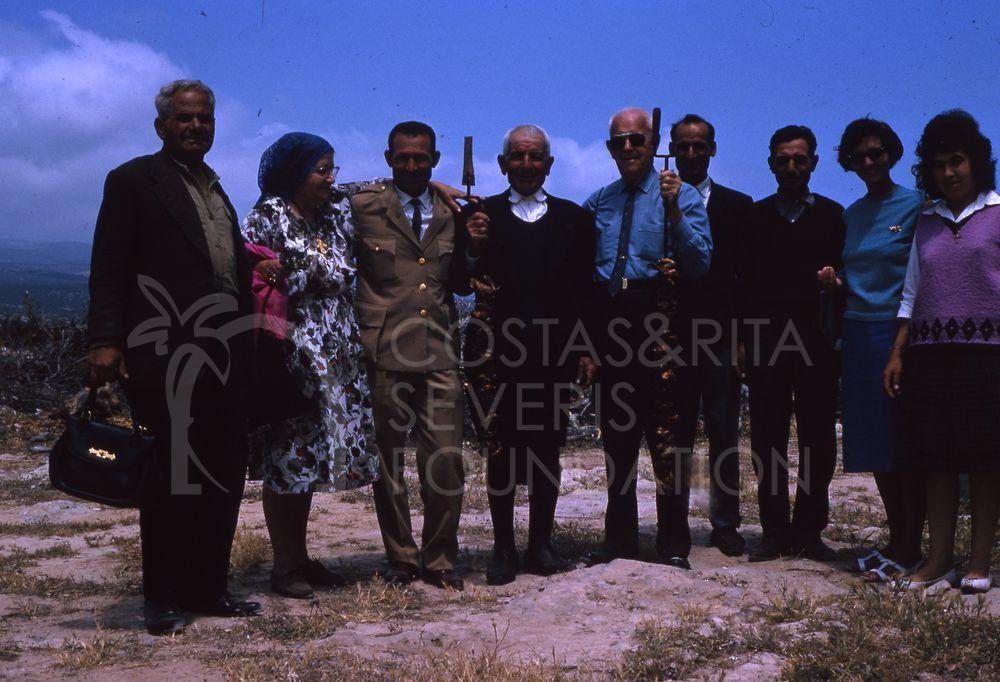 Group picture with souvla-pht_TEB_0410
