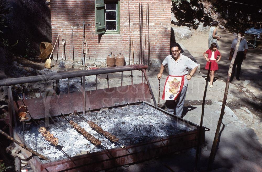 Party at Georges House, Platres-pht_TEB_0431